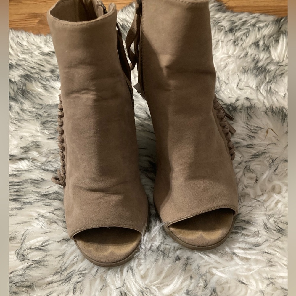 Fringe Booties - Picture 2 of 7